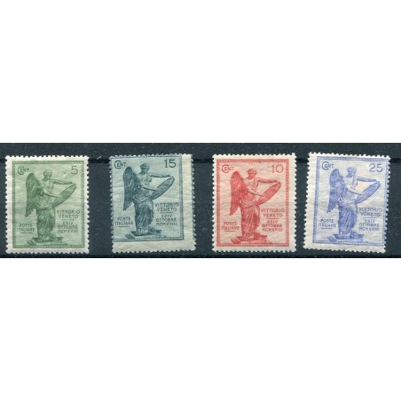 1921 ITALIA 3° ANNIVERSARIO DELLA VITTORIA N. 119/22 MH CAT. € 12