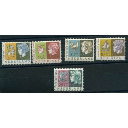 1953 Olanda Pro Infanzia n.113/17  MNH